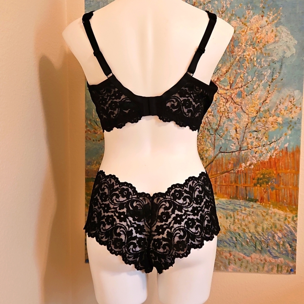 42DD SMART & SEXY BRA LACE UNDERWIRE BLACK WITH PANTY PLUS BEIGE BRA - Picture 2 of 8